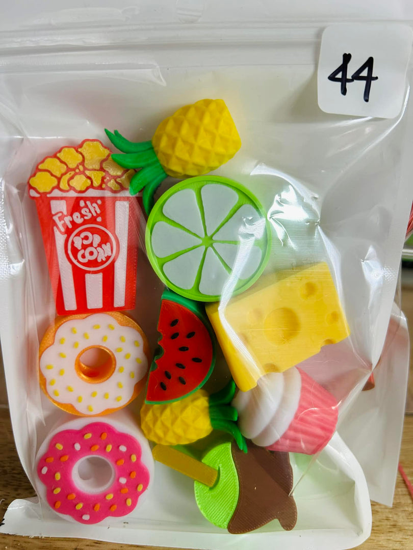 #44 Straw Topper Bundle 10 for 10