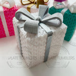 Load image into Gallery viewer, Knitted Box White/Silver
