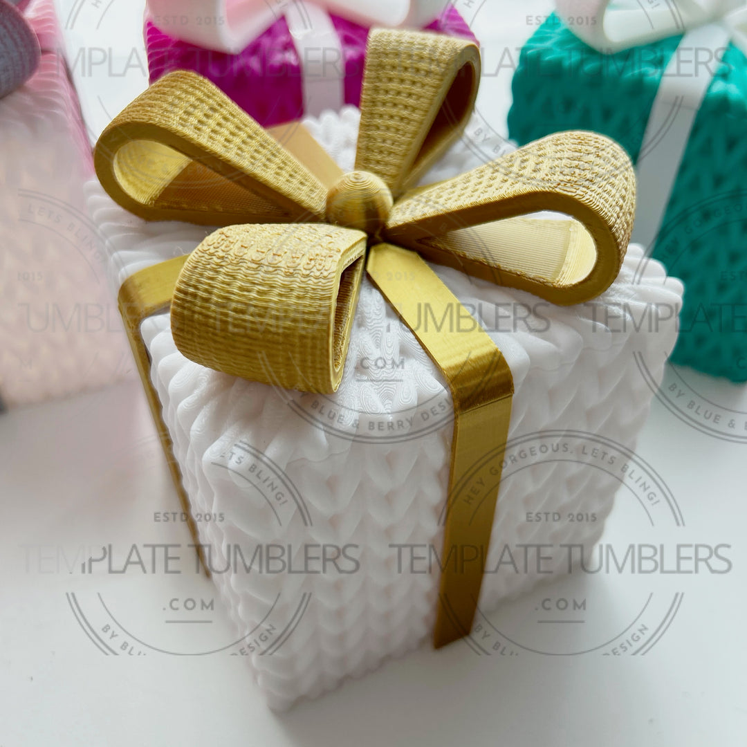 Knitted Box White/Gold Bow